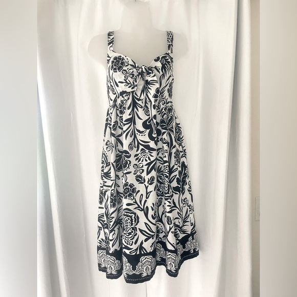 Knox Rose Dresses & Skirts - Knox Rose Black and White Floral Midi Dress size XS Women’s